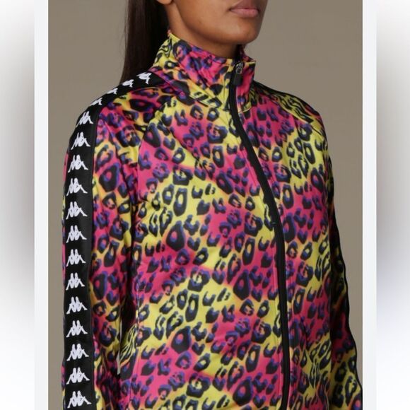 LIKE NEW KAPPA 222 BANDA WANNISTON LEOPARD PRINT SLIM TRACK JACKET SIZE SMALL - Picture 1 of 8